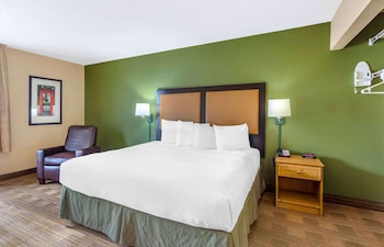 Studio, 1 King Bed, Non Smoking