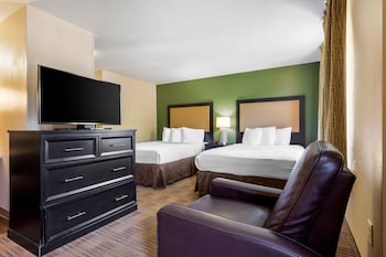 Deluxe Studio, Multiple Beds, Non Smoking