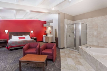 Superior Studio Suite, 1 King Bed, Non Smoking