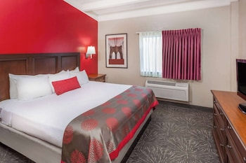 Suite, 1 Bedroom, Non Smoking (2 Queen Beds)