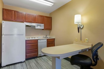 Deluxe Studio, Multiple Beds, Non Smoking