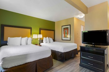 Deluxe Studio, Multiple Beds, Non Smoking