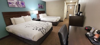 Standard Room, 2 Queen Beds, Non Smoking