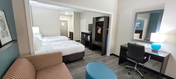 Suite, Multiple Beds, Non Smoking