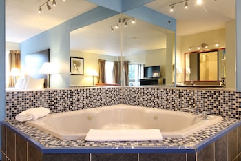 Studio Suite, 1 King Bed, Non Smoking