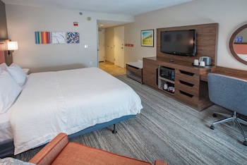 One King Bed, Non-Smoking, Accessible