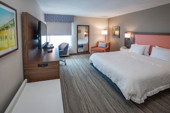 One King Bed, Non-Smoking, Accessible