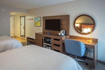 Two Queen Beds Nonsmoking