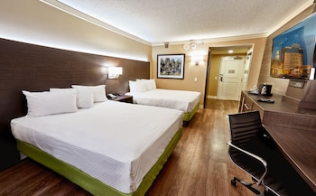 Rodeo Tower, 2 Queen Beds