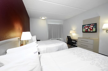 Deluxe Room, 2 Double Beds, Accessible (Roll-In Shower, Smoke Free)