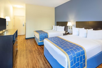 Room, 2 Double Beds, Accessible, Non Smoking (Roll-In Shower)