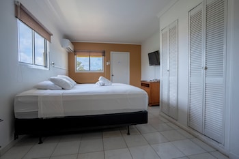 Studio King Room