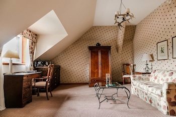 Junior Suite, 1 Queen Bed
