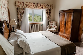 Standard Room, 1 Queen Bed