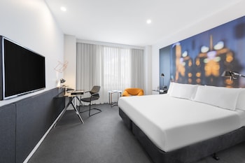 Deluxe Room, 1 King Bed
