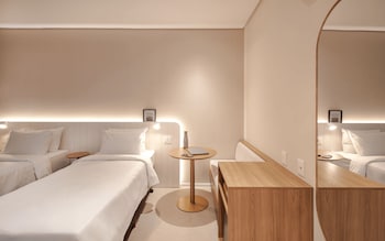 Standard Triplo - 1 Cama Queen e 1 Cama Solteiro