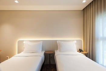 Luxo Twin - 2 Camas Solteiro