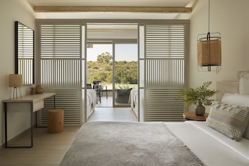 Family Room Sliding Door Inland view (Residence Area)