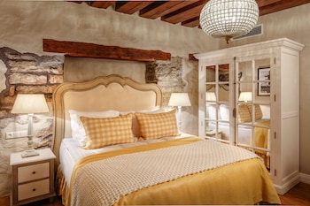 Superior Room (Garden Queen/Twin)