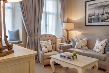 Suite, 1 Bedroom (King/Twin)