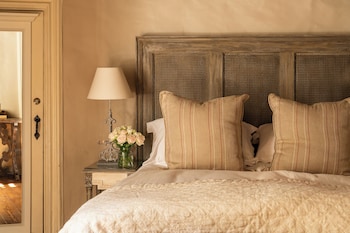 Superior Room (Garden Queen/Twin)