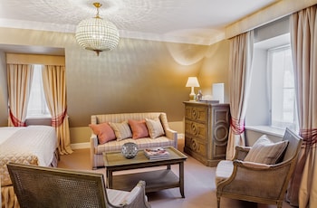 Junior Suite (King/Twin)