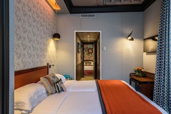 Family Room, 2 Bedrooms, Connecting Rooms