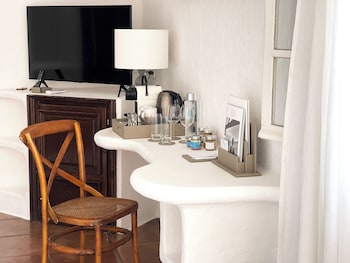 Romantic Suite, 1 Bedroom, Terrace, Garden View