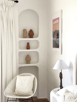 Family Room, 2 Bedrooms
