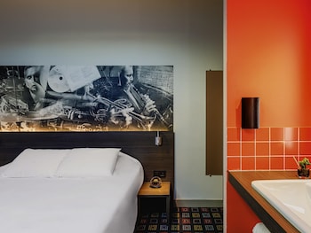Standard Room, 1 Double Bed (Pop)