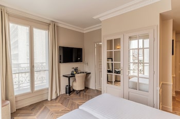 Deluxe Double or Twin Room, Balcony, City View