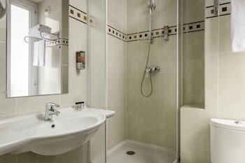 Basic Triple Room