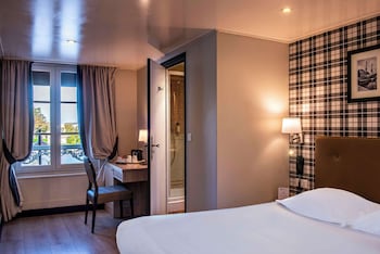 Superior Room, 1 Queen Bed, Harbor View