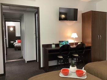 Family Suite, 2 Bedrooms (4 pax)