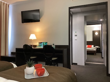 Family Suite, 2 Bedrooms (4 pax)