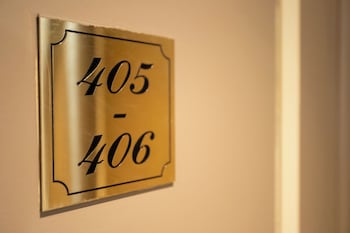 Room, Connecting Rooms