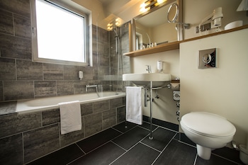 Comfort Single Room, Non Smoking, Courtyard View