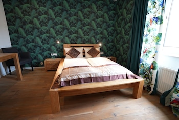 Basic Double Room (Budget)