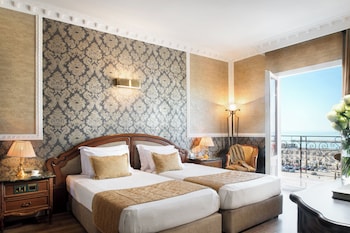 Sea View Presidential Suite