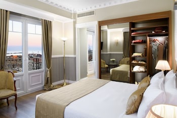 Sea View Premium Suite