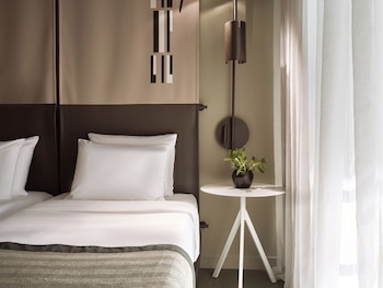 Standard Room, City View