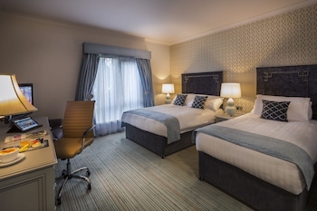 Family Room (Interconnectin Rooms)