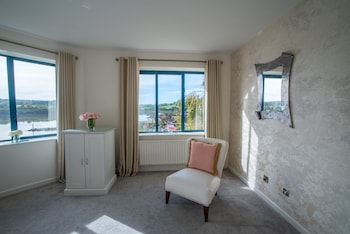 Executive Suite, 1 Double Bed, River View