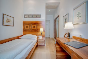 Basic Single Room