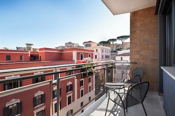Room, 1 Queen Bed, Balcony (Terrace)