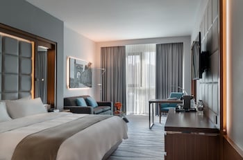 Deluxe Room, 1 King Bed
