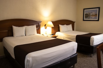 Standard Room, 2 Double Beds