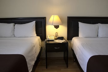 Standard Room, 2 Double Beds