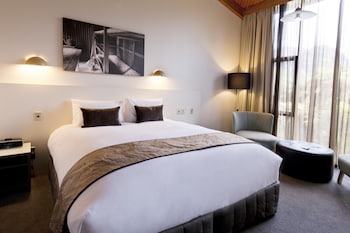 Superior Room, 1 King Bed