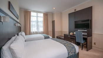Standard Room, 2 Double Beds